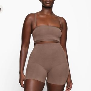 Skims Sculpt Low Back Short